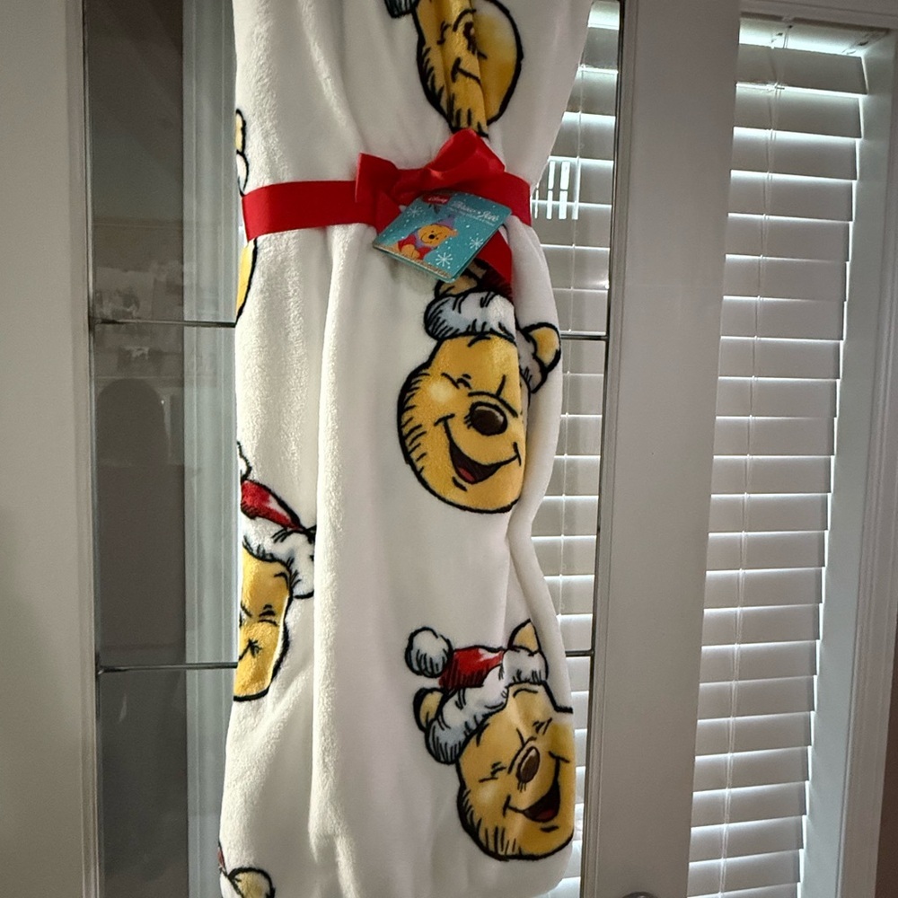 Winnie the Pooh throw blanket